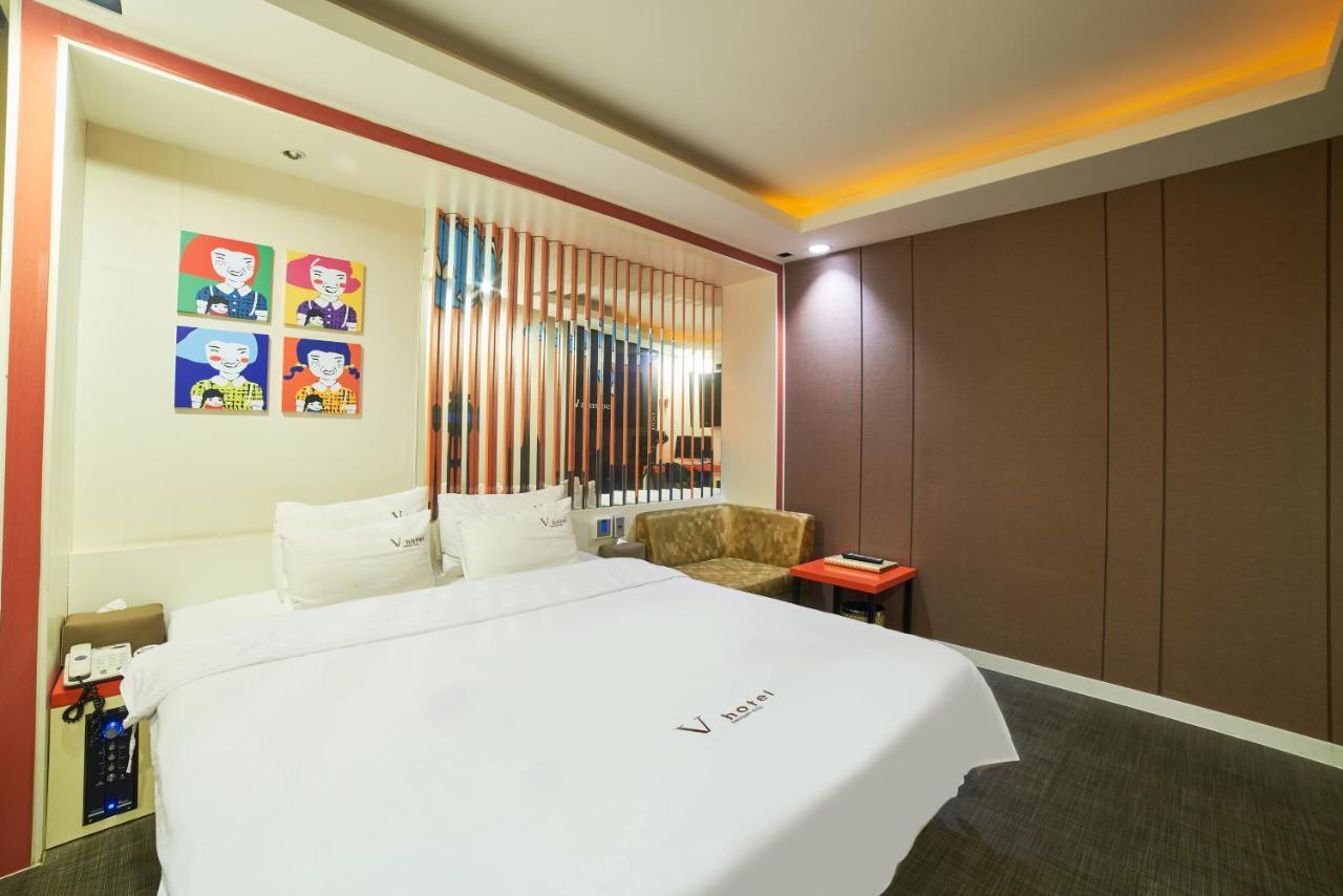 Busan Premium V Hotel Buitenkant foto
