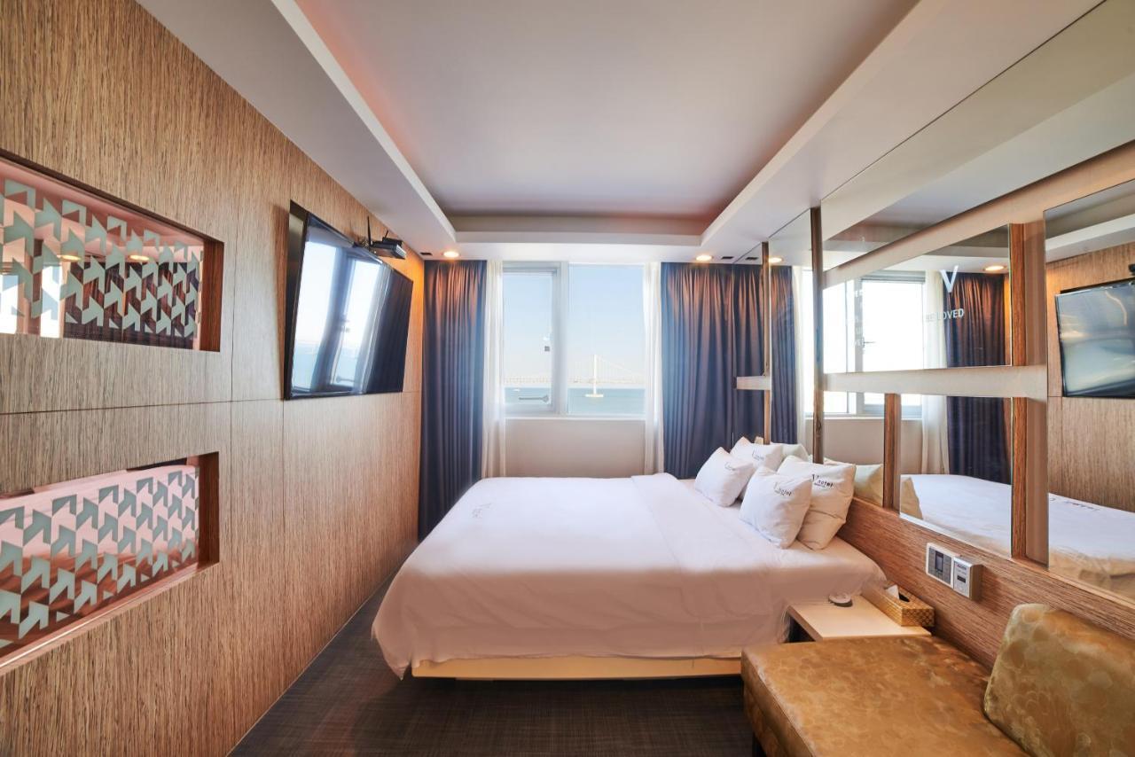 Busan Premium V Hotel Buitenkant foto
