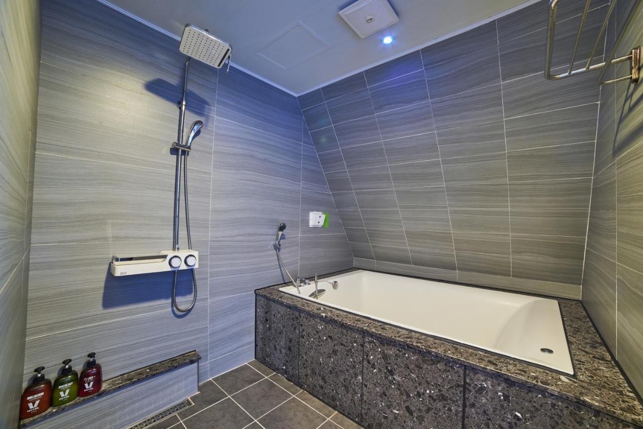 Busan Premium V Hotel Buitenkant foto